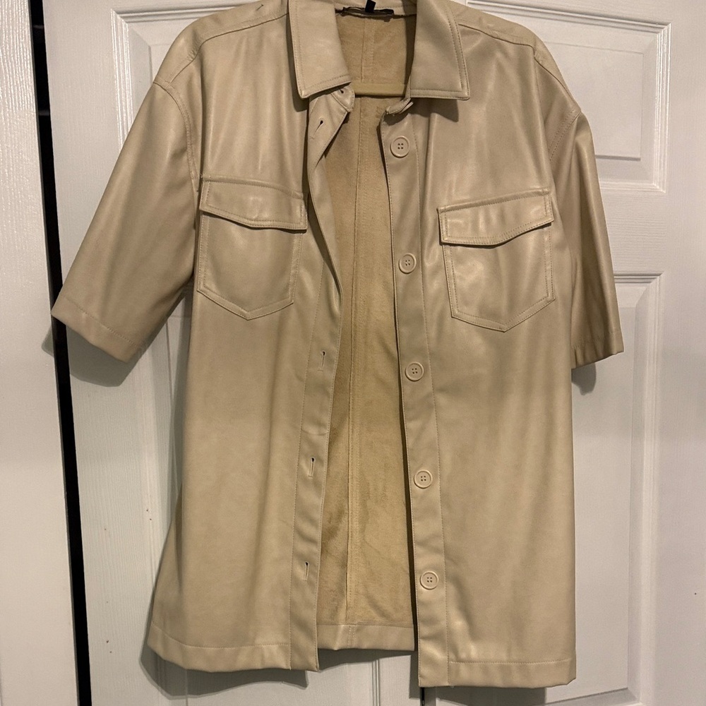 7 For All Mankind Beige Short Sleeve Button Down Over Shirt Small